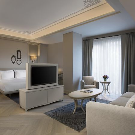 라조니 호텔 이스탄불 외부 사진 A suite at the hotel