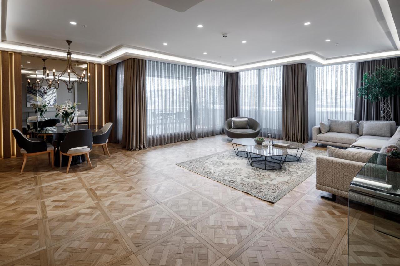 라조니 호텔 이스탄불 외부 사진 Interior of a penthouse apartment