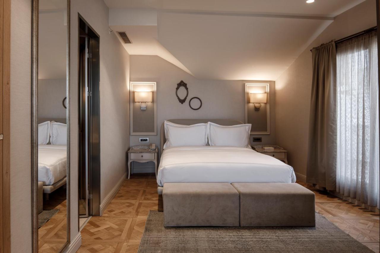 라조니 호텔 이스탄불 외부 사진 A bedroom at the hotel